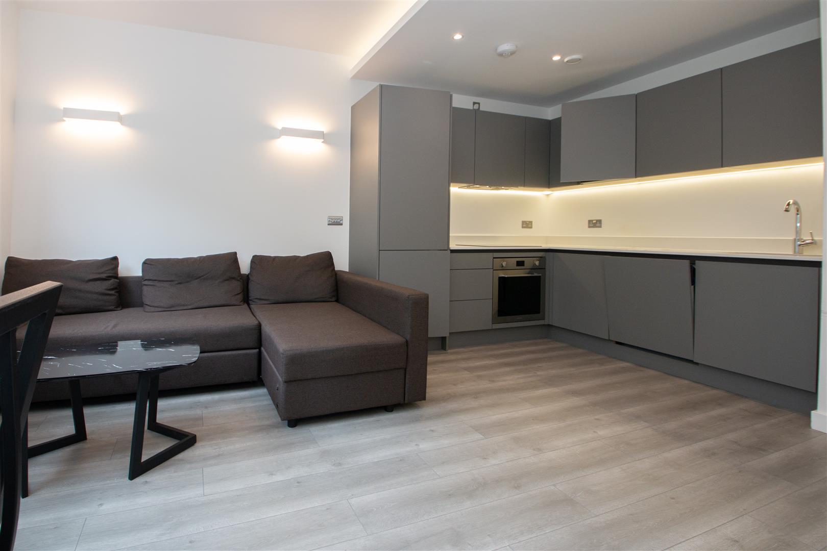 2 Foxhunter Drive, Linford Wood, Milton Keynes